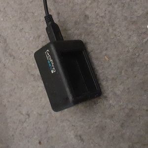 Go pro multi battery charger
